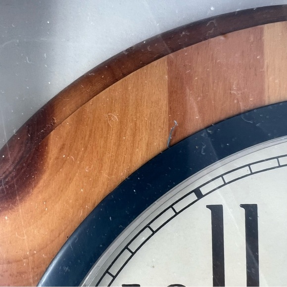Vintage Ingraham Quartz Movement Functional Solid Pine Wall Clock USA made - Picture 9 of 12